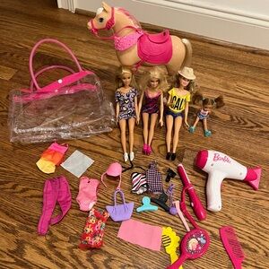 3 Barbies + 1 Chelsea + horse & accessories